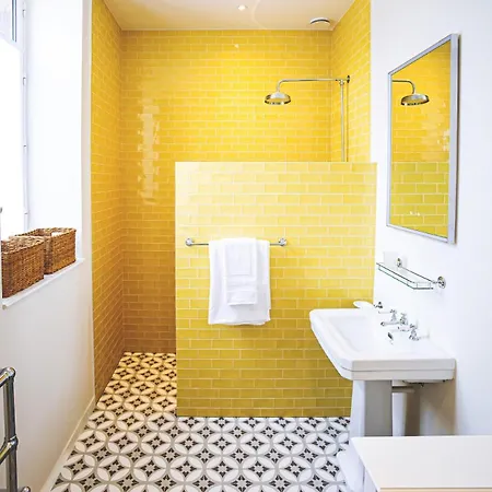 Villa Chateau Morot Beaune (Cote d'Or)