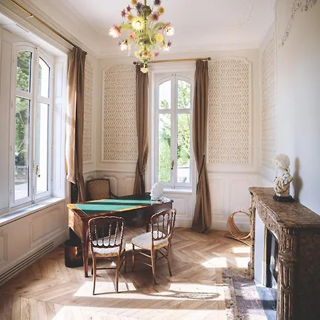 Chateau Morot * Beaune (Cote d'Or)